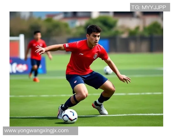 足球明星黄旭熙的成长之路与未来发展潜力分析